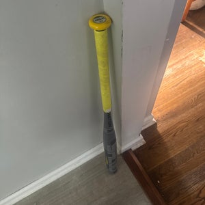 Easton Salvo Composite Bat 26.5 oz 34" (Used)