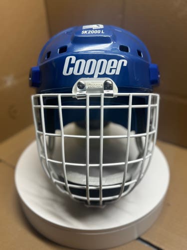 VINTAGE COOPER SK2000 LARGE HASEK CAGE HOCKEY HELMET