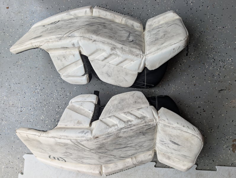 2023 30" Warrior Ritual G5 Goalie Leg Pads (Used)