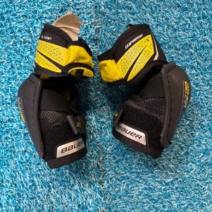 Youth Medium Bauer Supreme Ultrasonic Elbow Pads (Used)