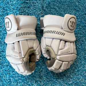 White Warrior Burn Lacrosse Gloves Small (Used)