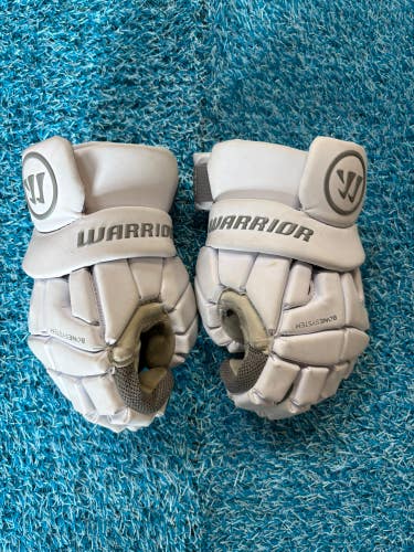 White Warrior Burn Lacrosse Gloves Small (Used)
