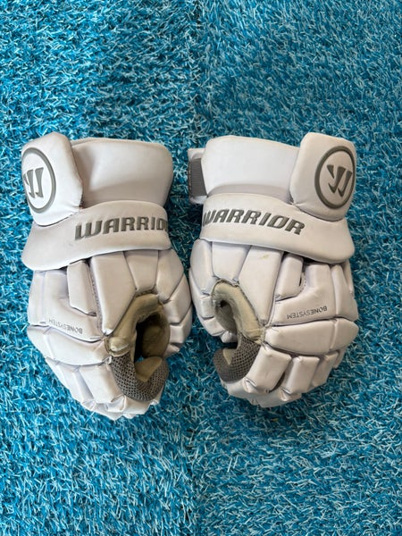 White Warrior Burn Lacrosse Gloves Small (Used)