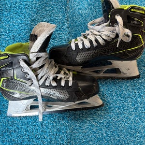 Senior Bauer GSX Hockey Goalie Skates Extra Wide Width 8.5 (Used)