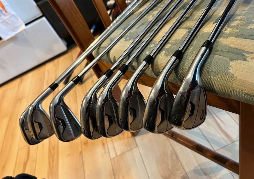 Men's Titleist T200 Right Handed Iron Set