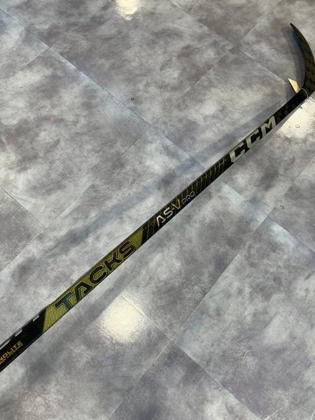 Senior CCM AS-VI PRO Hockey Stick Right Handed P29 (New)