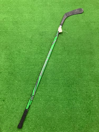 Senior No Name Hockey Hockey Stick Right Handed (Used)