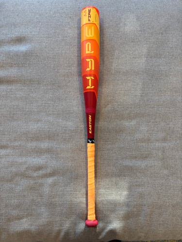 2025 Easton Hype Fire Bat (-8)  22 oz 30"
