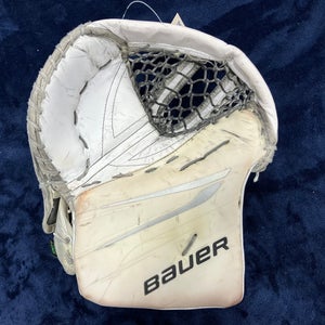 White Senior Bauer Vapor Hyperlite 2 Goalie Glove (Full Right)