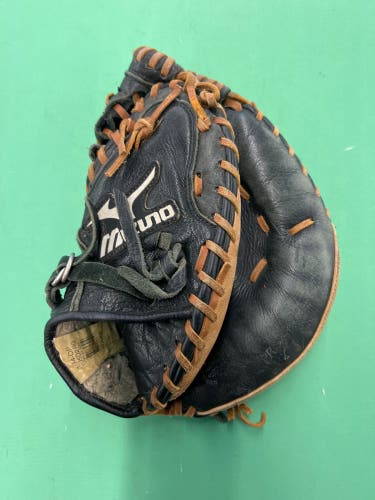 Mizuno Prospect RH Catcher's Baseball Glove 31.5" (Used)