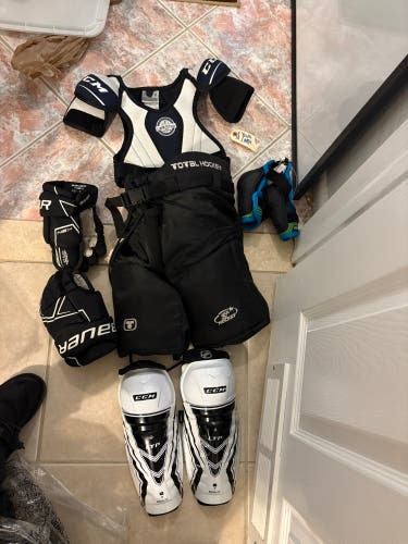 Hockey equipment full set up / Starter Kit