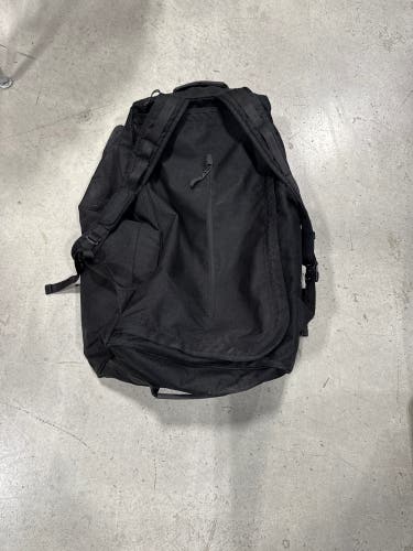 Black Bauer Pacific Rink Bag (Used) | 32”x18”x12”