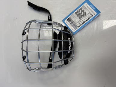 Used Bauer Hockey Wire Mask Grey SM 11860-S000298501