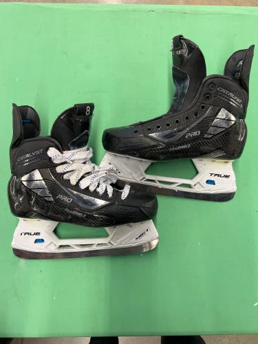 Senior True Catalyst Pro Hockey Skates 8 (Used)