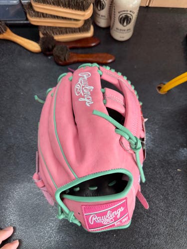 Rawlings Heart of the Hide Baseball Glove 11.75 (New)