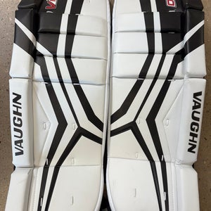 26+2" Vaughn Velocity V10 Goalie Leg Pads (Used)