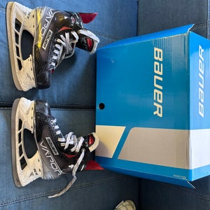 Bauer Vapor X3.7 Hockey Skates | Size 4 Fit D (regular)