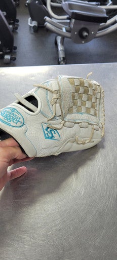 Used Louisville Slugger XENO 12.75 BB/SB Glove RH Throw White 12 3/4" 11497-S000152404