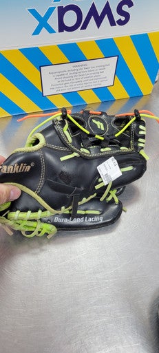 Used Franklin 10 BB/SB Glove RH Throw Black 10" 11497-S000152394