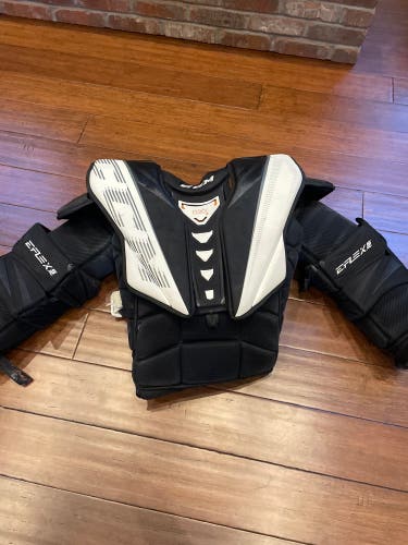 Large 2021 CCM Eflex 5 pro Goalie Chest Protector (Used)