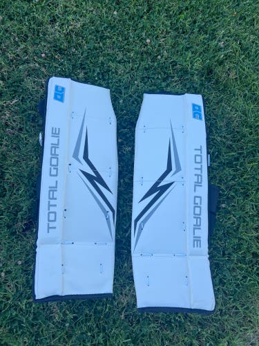 Total Goalie 24" Junior Goalie Leg Pads