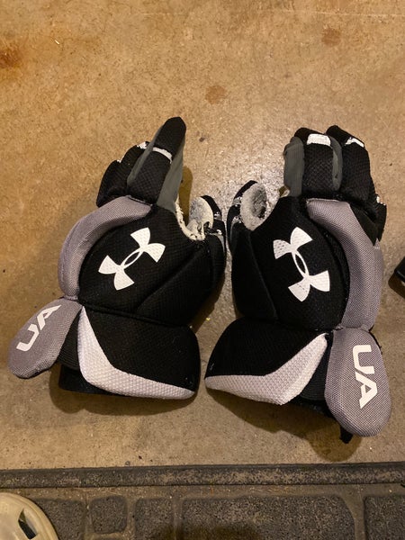 Youth*** Under Armour Strategy 2 Lacrosse Gloves Medium (Used)