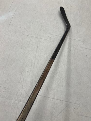 Junior Bauer Vapor Hyperlite Hockey Stick Left Hand P88