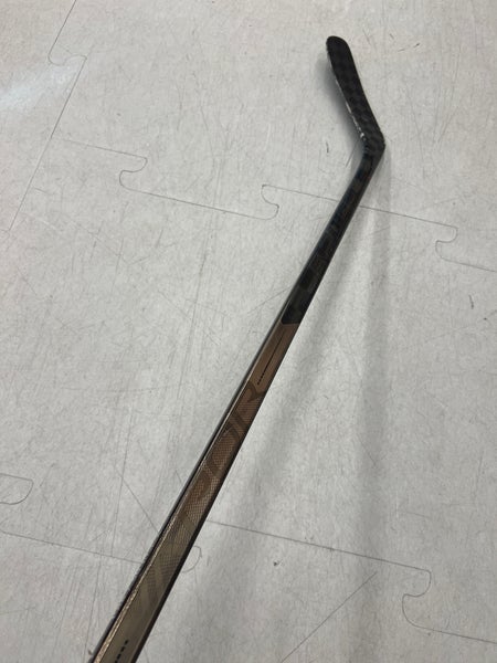Junior Bauer Vapor Hyperlite Hockey Stick Left Hand P88