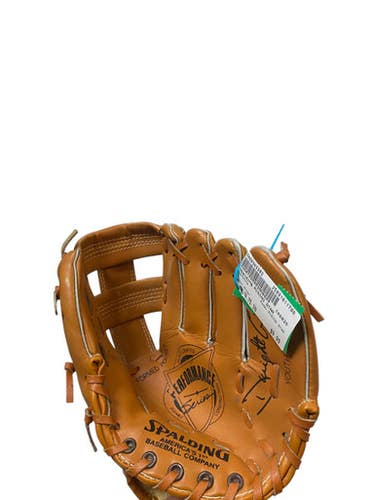 Used Spalding RISING STAR BB/SB Glove RH Throw Brown 10 3/4" 11706-S000363382