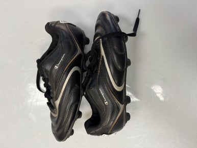 Used Champion Sports Soccer Cleats Black Junior 03.5 11860-C000298316