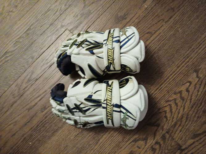 Warrior SuperFly Lacrosse Gloves 13" (Used)