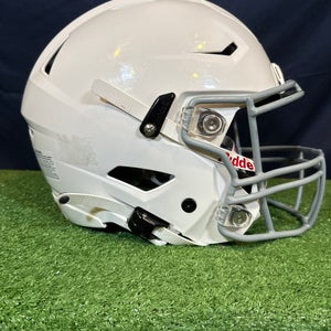 Extra Large Youth Riddell SpeedFlex Helmet (Used)