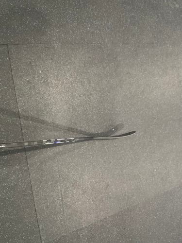 Senior Bauer Vapor Hyperlite 2 Left Hand Hockey Stick P29 Pro Stock (New)