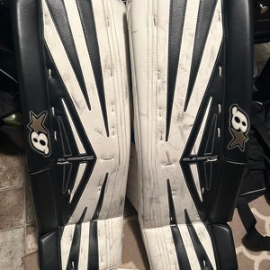 32" 2023 Brian's Goalie Leg Pads (Used)