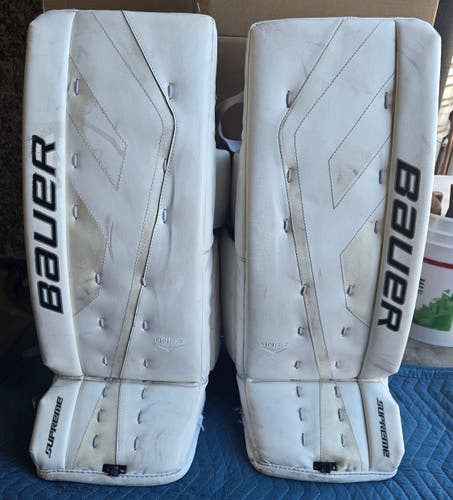 32" Bauer One.7 Goalie Leg Pads (Used)