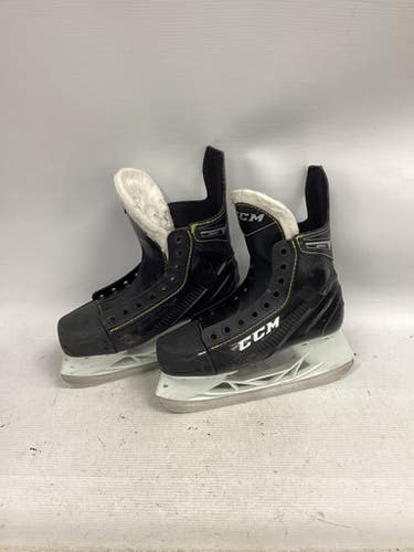 Used CCM TACKS 9350 Junior Hockey Skate Junior 03 11851-S000038309