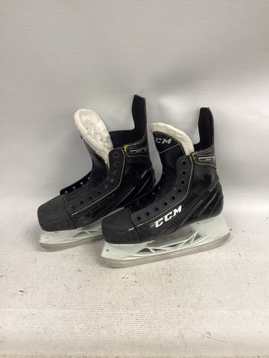 Used CCM TACKS 9350 Junior Hockey Skate Junior 03 11851-S000038309
