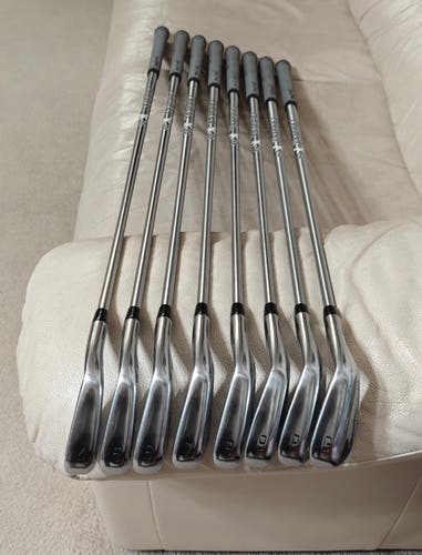 Mizuno Pro 225 Iron Set 8 Pieces