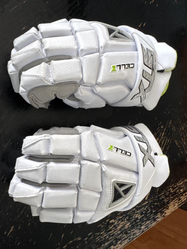 STX Cell V Lacrosse Gloves Large (Used)