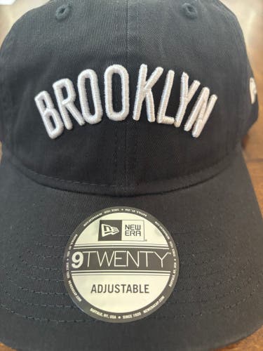 Brooklyn Nets New Era Core Classic 9TWENTY Adjustable Black Hat NWT (One Size)