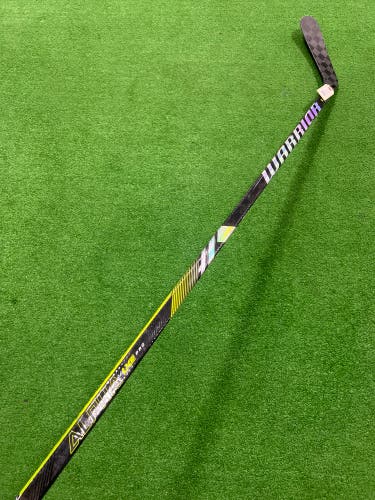 Senior Warrior Alpha LX2 PRO Hockey Stick Left Hand W03 (Used)