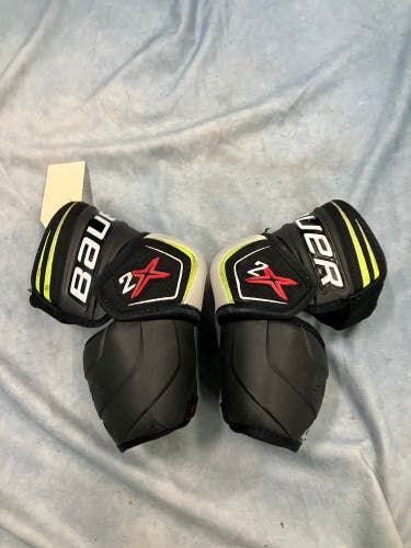 Junior Medium Bauer Vapor 2x Elbow Pads (Used)