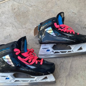 Senior True TF9 Hockey Goalie Skates Wide Width Pro Stock 10 (Used)