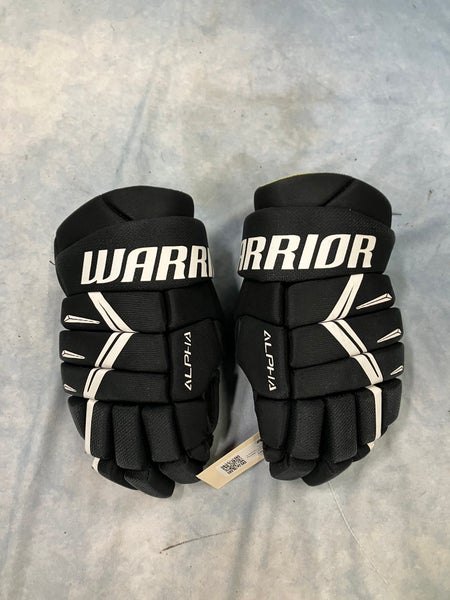 Black Junior Warrior Alpha DX5 Gloves 12" (Used)