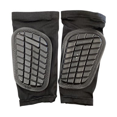 Used Soccer Shin Guards Junior Black SM 11760-S000082422