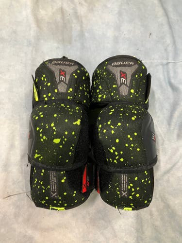 Junior Small Bauer Vapor 3x Elbow Pads (Used)