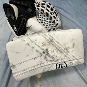 White Senior Warrior Ritual G6.1 E+ Goalie Gloves & Blockers Regular (Used)