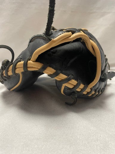 Used Wilson A500 BB/SB Catchers RH Throw Brown 32" 11490-S000265872