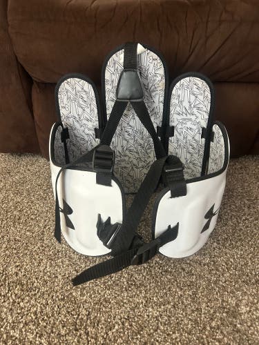 Large Adult Under Armour Rib Pad (Used)