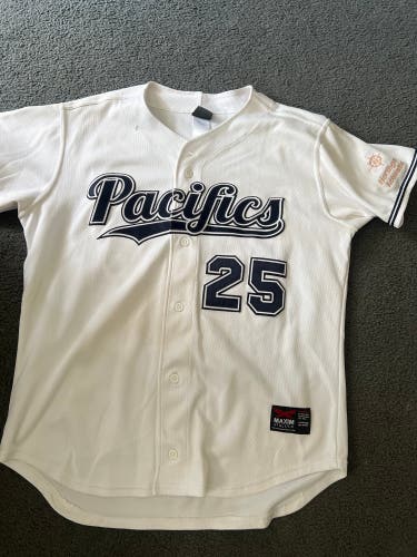 White XL Men's Jersey (Used)